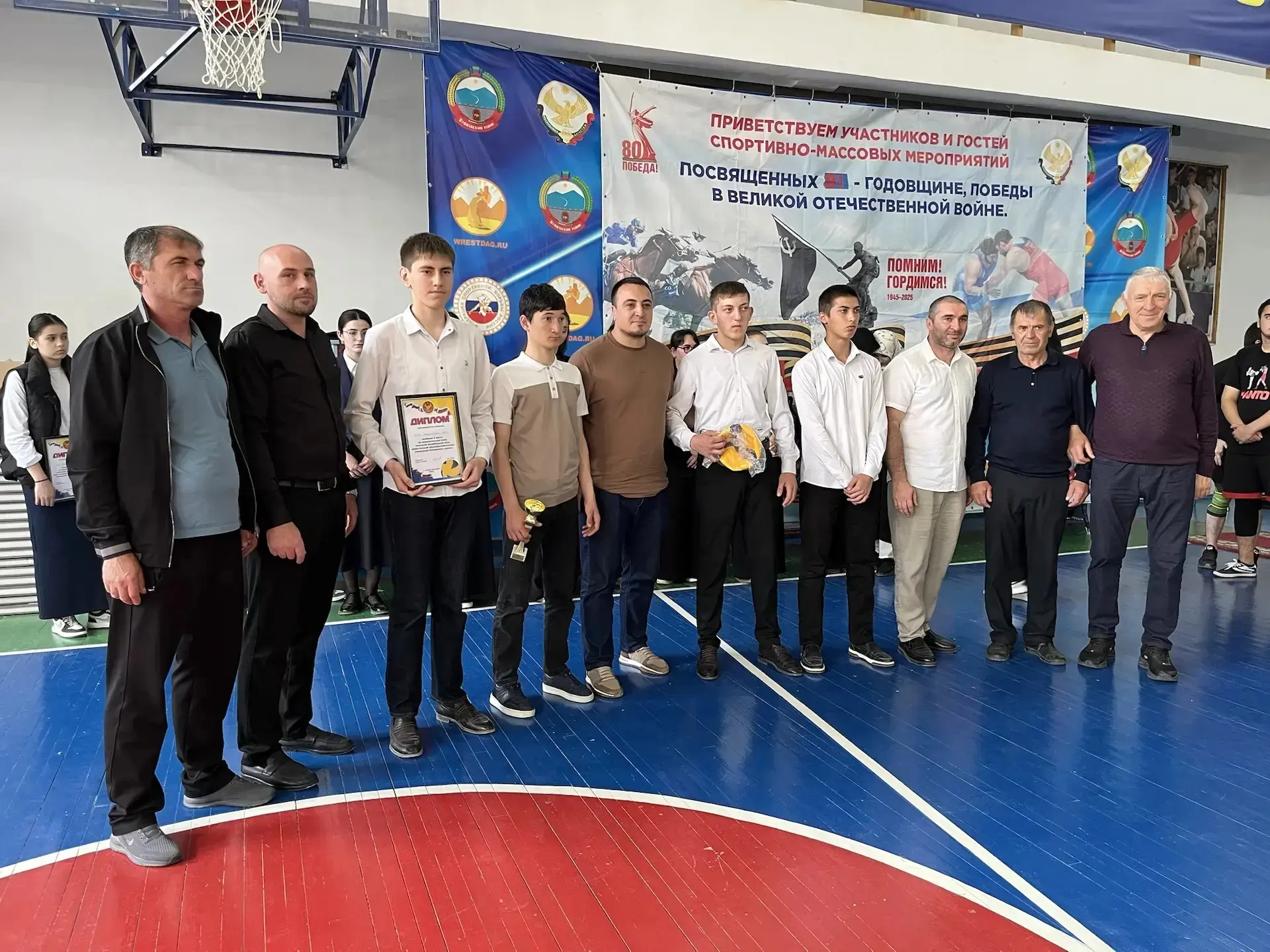 Волейбольная лига собрала лучших, а эмоции зашкаливали! 🏐🔥 27–28 марта на трёх площадках Буйнакского