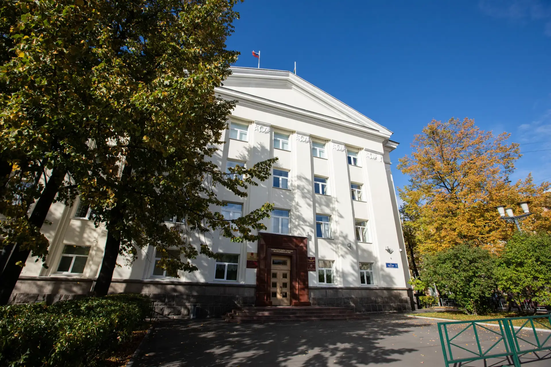 Первое заседание нового созыва Законодательного Собрания Карелии назначено на 5 октября