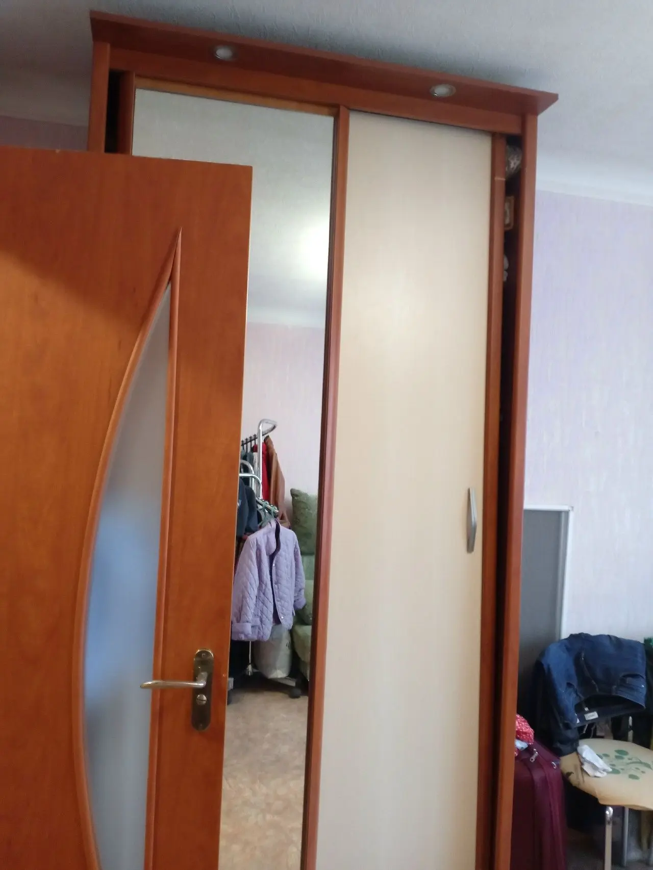 Продаётся гостинка на Городке ОР!