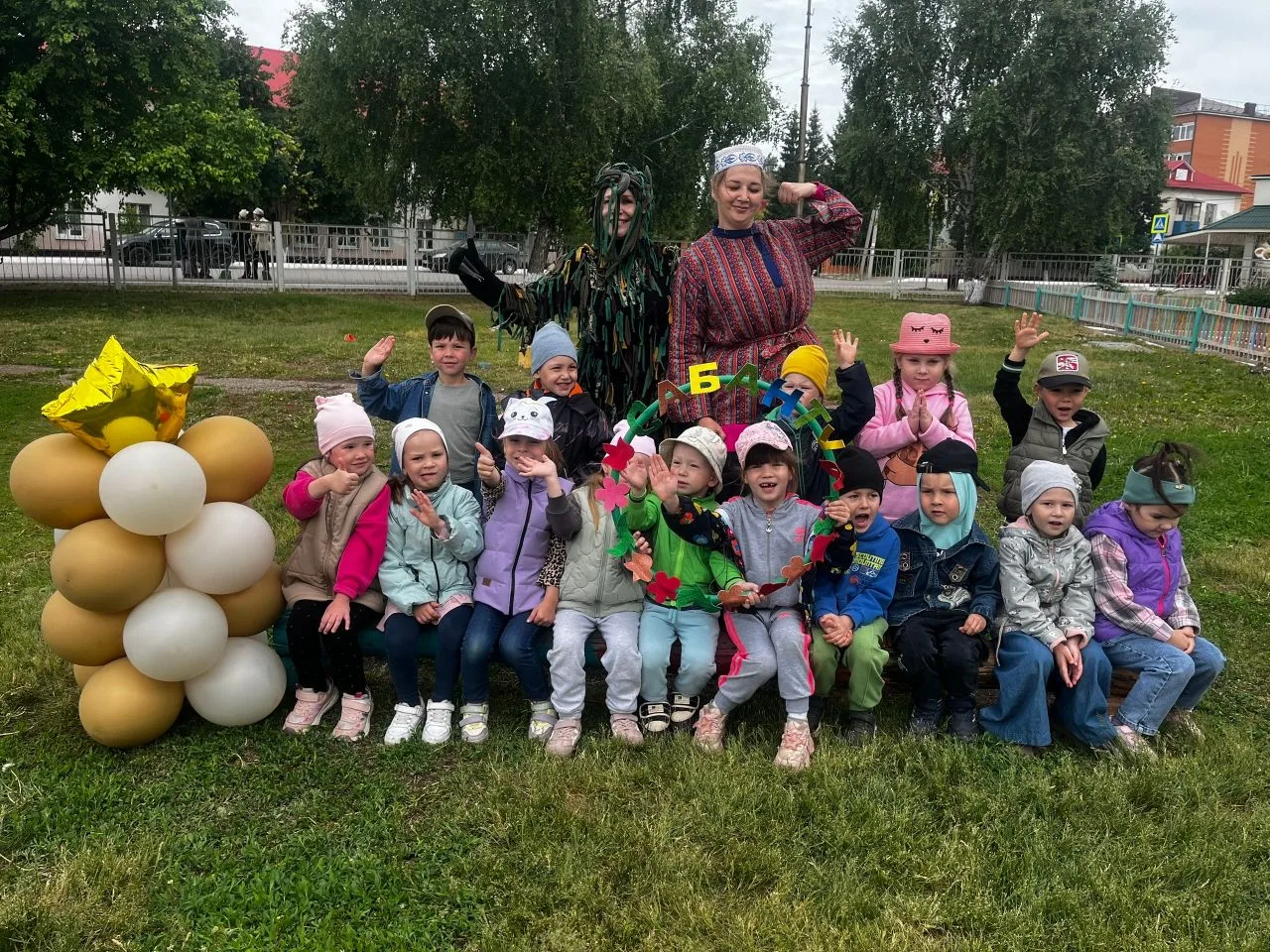 Праздник «Сабантуй» в детском саду — это яркое, музыкально-спортивное мероприятие, посв...