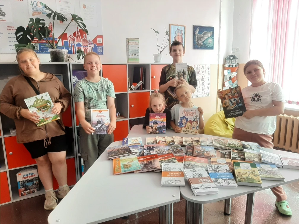 📚 Наш Центр детских инициатив стал еще уютнее! Благодаря тому, что мы стали призёрами задания «Чита