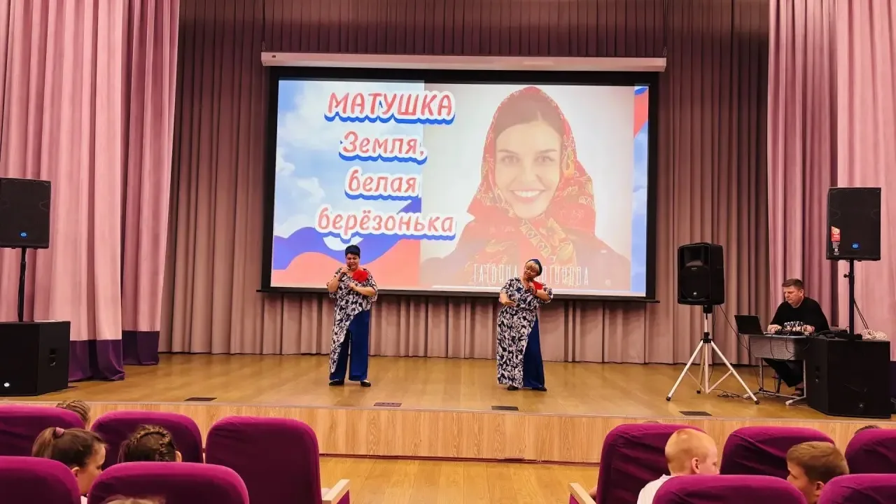 День талантов в нашем лагере! 🎭🎨

Сегодня у нас был по-настоящему насыщенный и яркий день!

Всё на