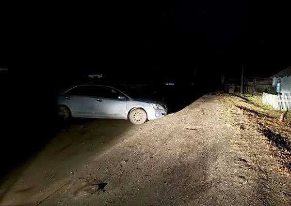 В Бурятии пьяная дочь насмерть задавила мать, открывавшую ей ворота