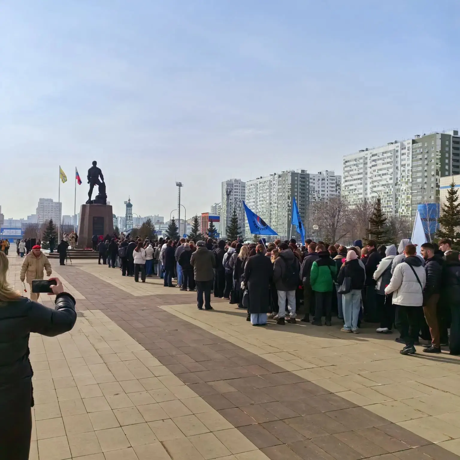 В Оренбуржье и мире вспоминают подвиг погибшего в Сирии Александра Прохоренко  17 марта 2016 года в 
