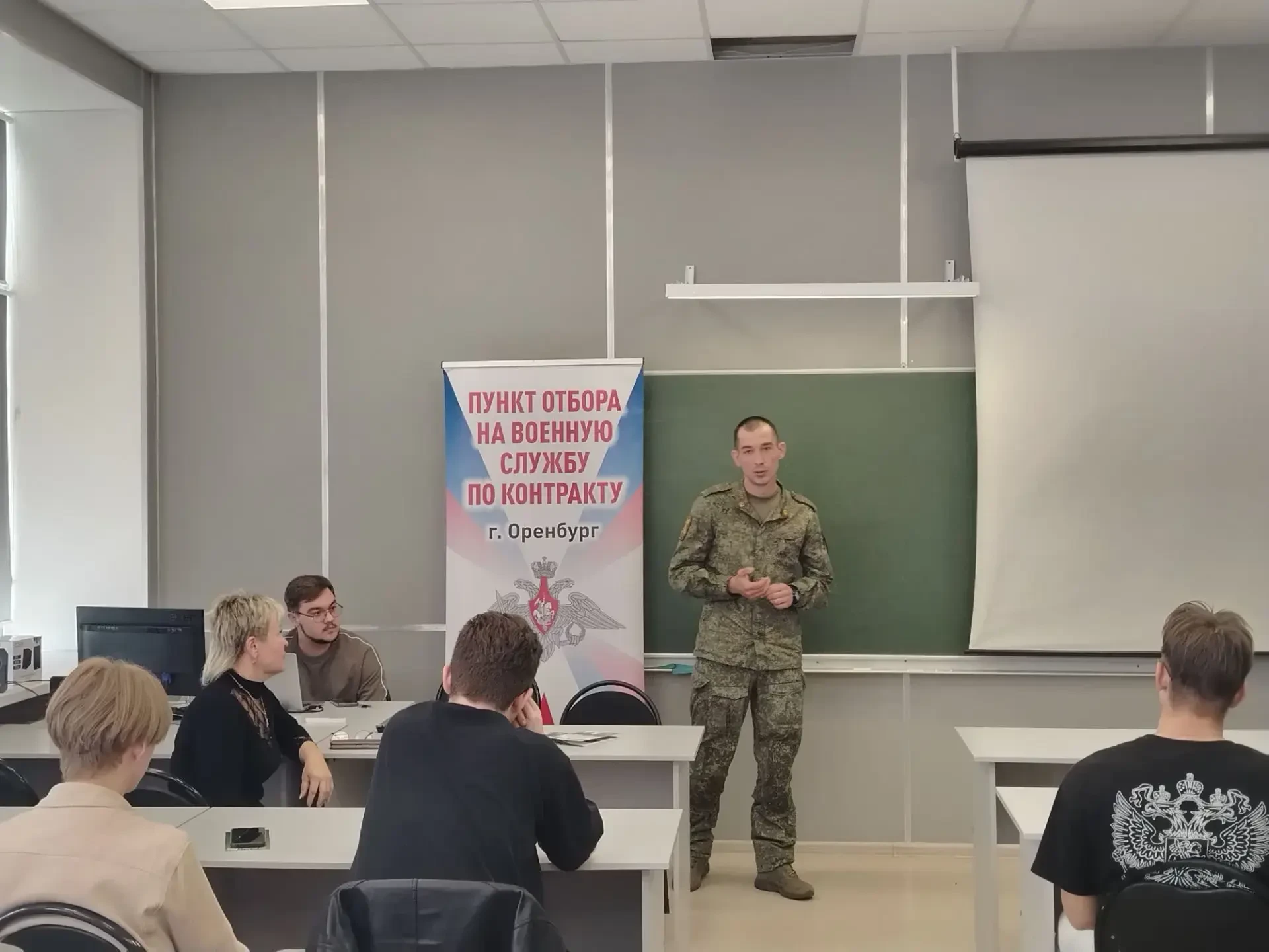 🤔 Как выбрать путь, который действительно подходит? Иногда достаточно одной встречи, ч...