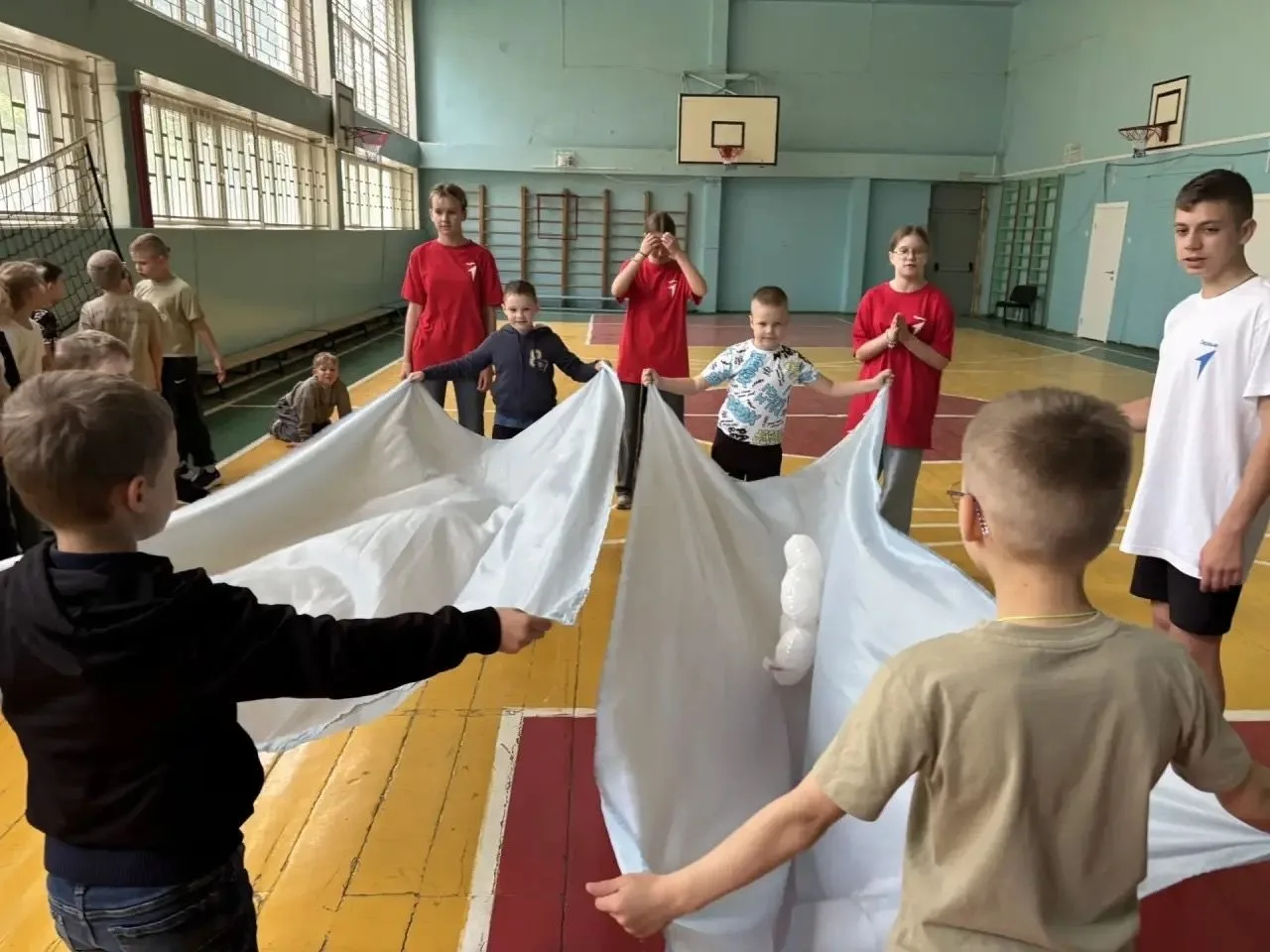 Первый день — взлетаем!  Сегодня в нашей школе случилось долгожданное событие — открыти...