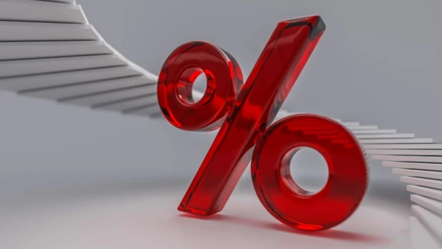 Банк России снизил ключевую ставку с 14,25% до 14%