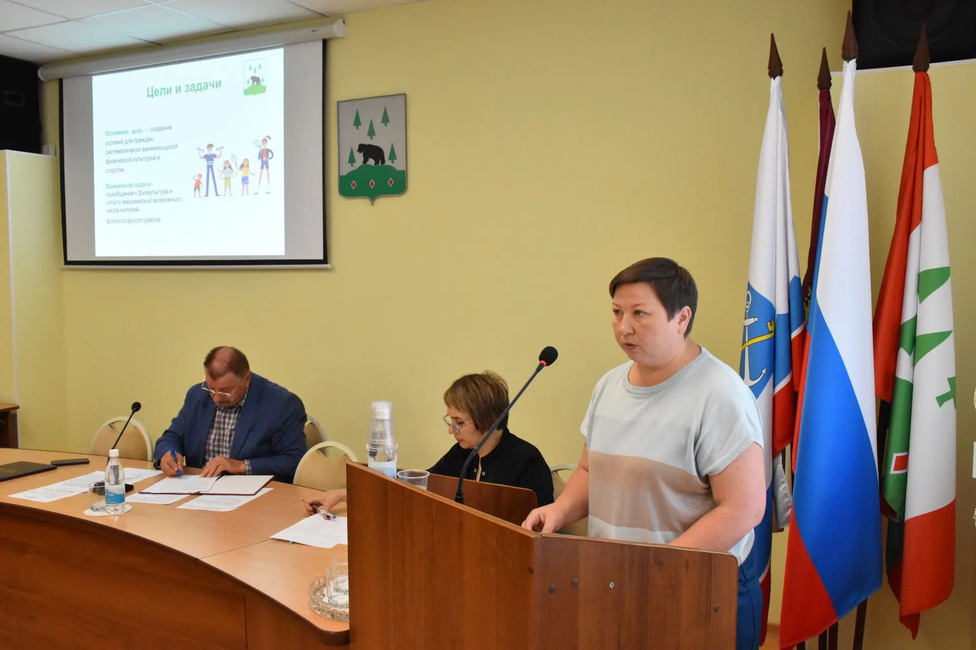 На совете депутатов обсудили меры поддержки субъектов малого и среднего предпринимательства и развит
