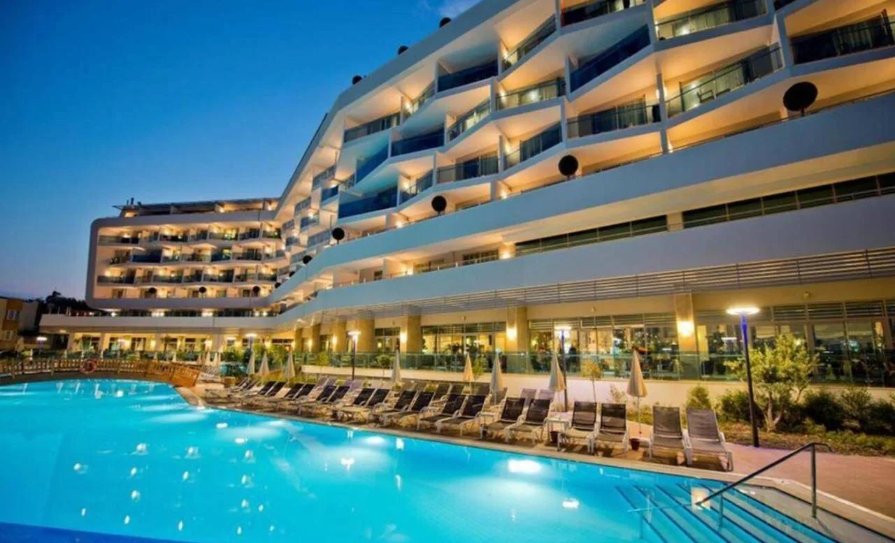 Появились хорошие цены на туры Турцию в классный Selene Beach & Spa Hotel 5 звезд в Аланье всего за 