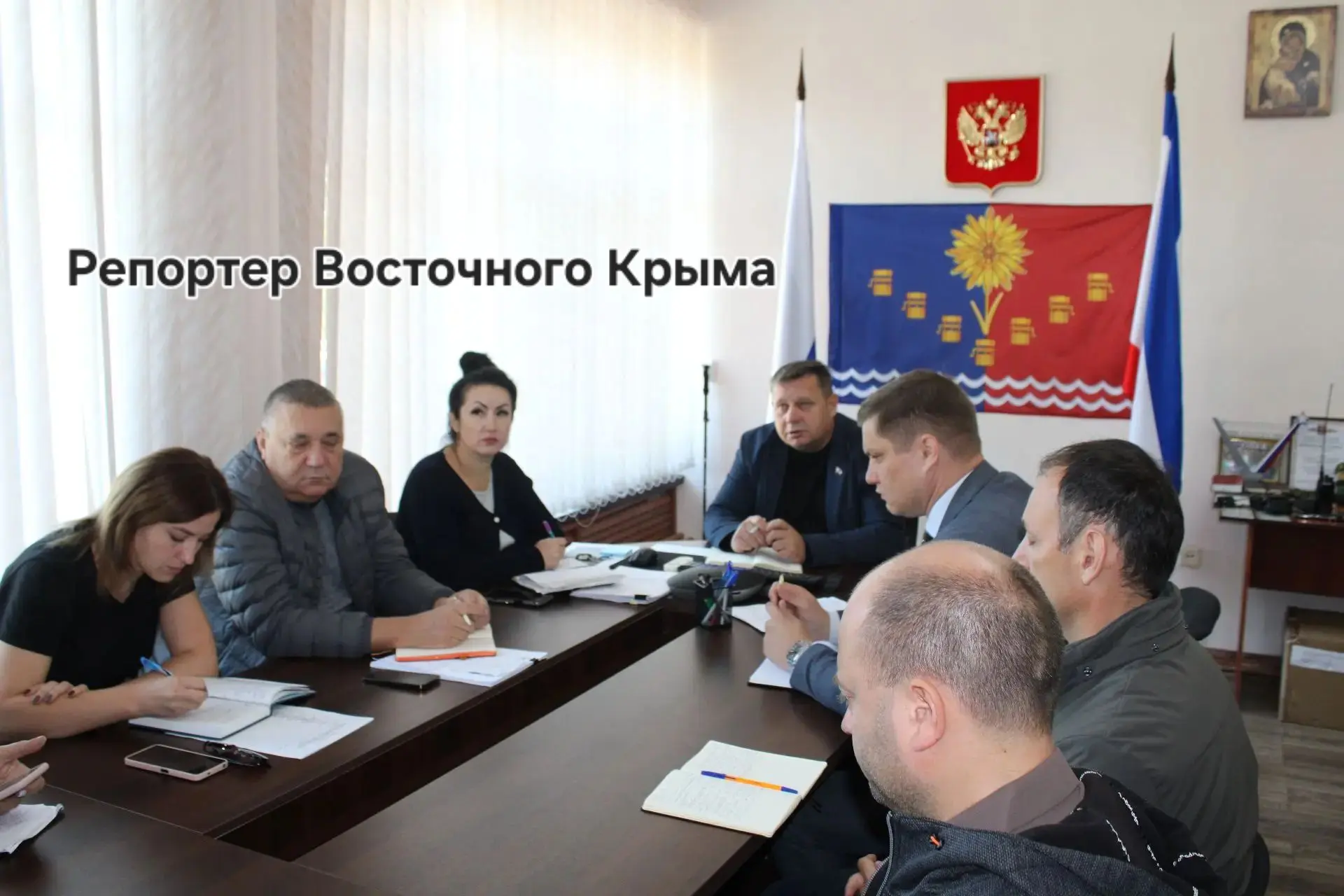 В Ленинском районе прошло еженедельное аппаратное совещание
