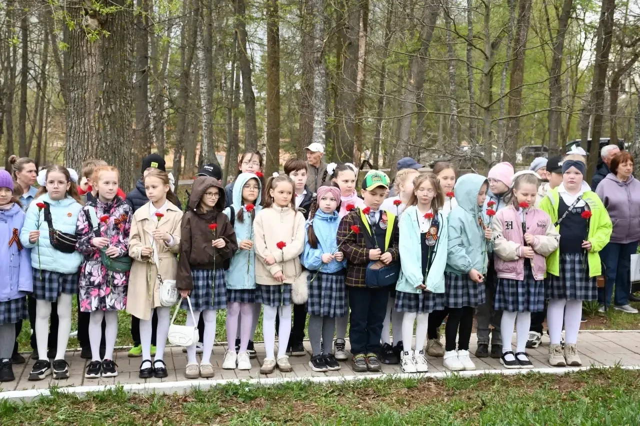 СПАСИБО🙏  Сегодня День Великой Победы - день, когда стоит сказать спасибо и поклониться защитникам Р