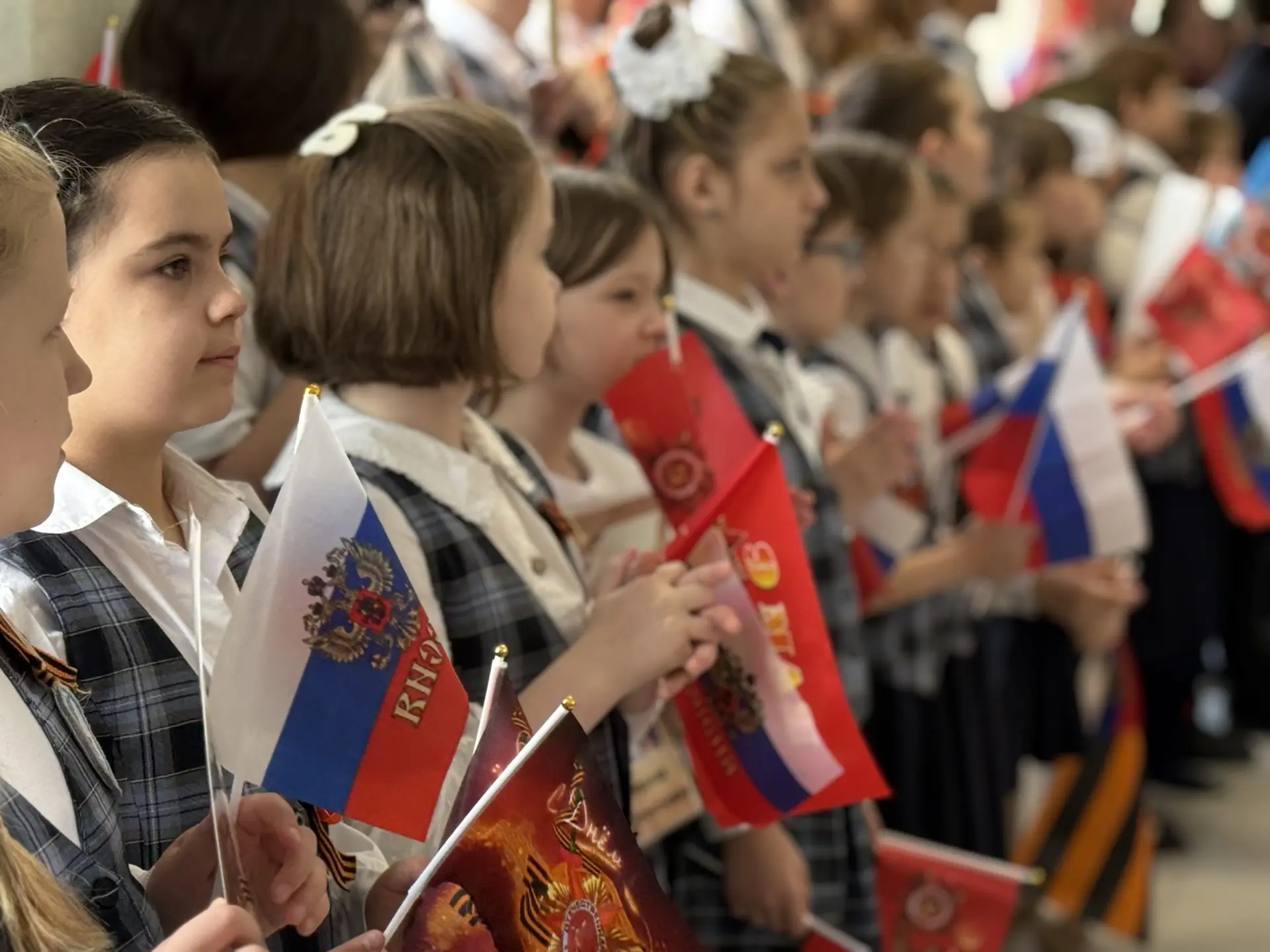 🚩 8 мая 2026 года в МБОУ СОШ №17 г. Азова состоялось историческое событие — торжественное открытие м