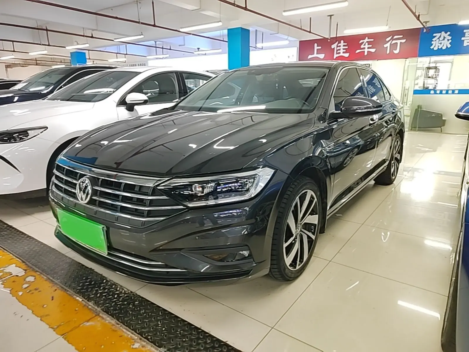 🔥Volkswagen Sagitar 2022 280TSI DSG Excellence Edition

❗️❗️Можно подобрать похожий автомобиль

-20