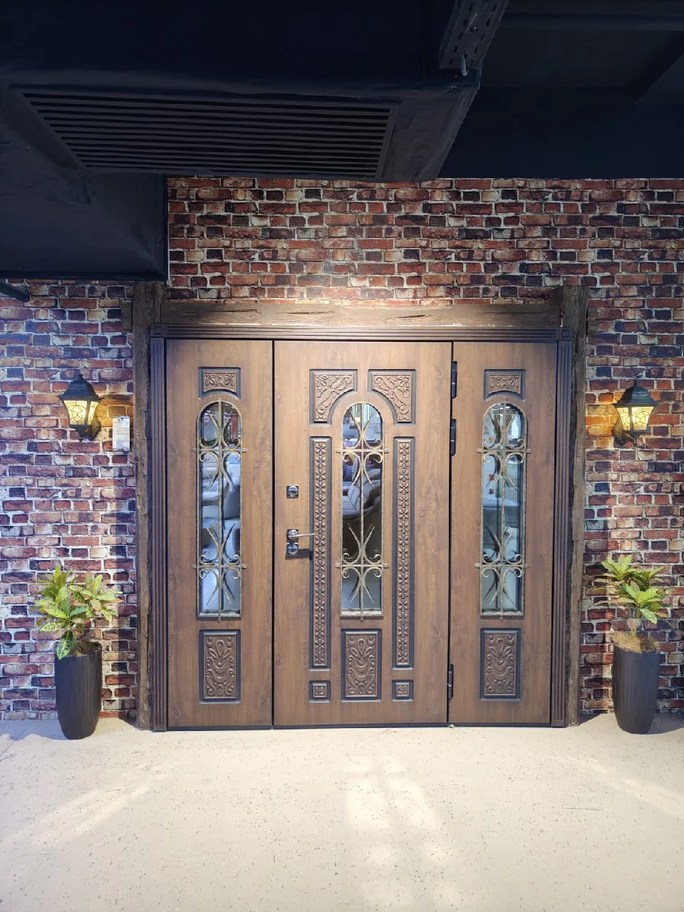 ВХОДНЫЕ ДВЕРИ от ведущих фабрик России!!! 🚪🔥

Огромный выбор входных дверей! 🌟🌟🌟

Все представл