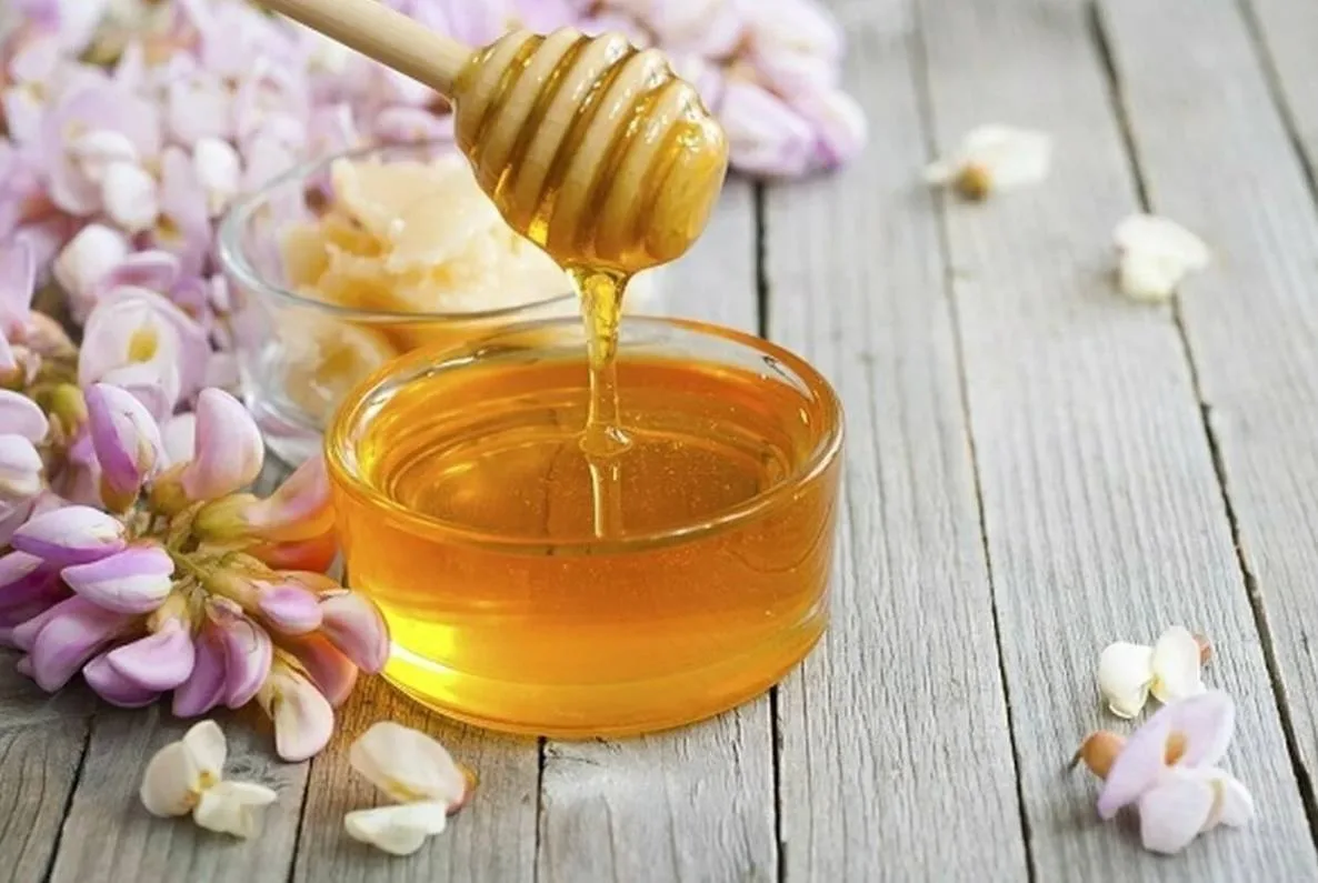 Мед,как один из самых полезных продуктов для иммунитета🍯

🍯Мед – действительно полезный продукт. О