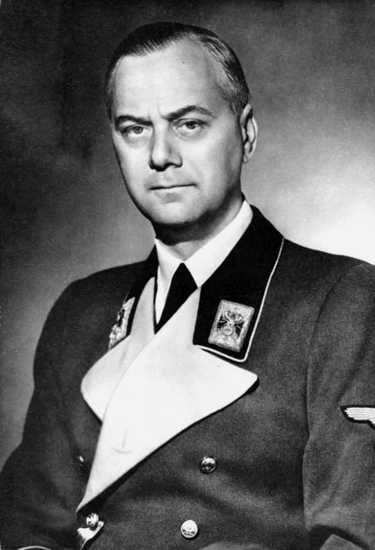 Перед вами один из главных нацистских преступников, гитлеровский министр оккупированных восточных те