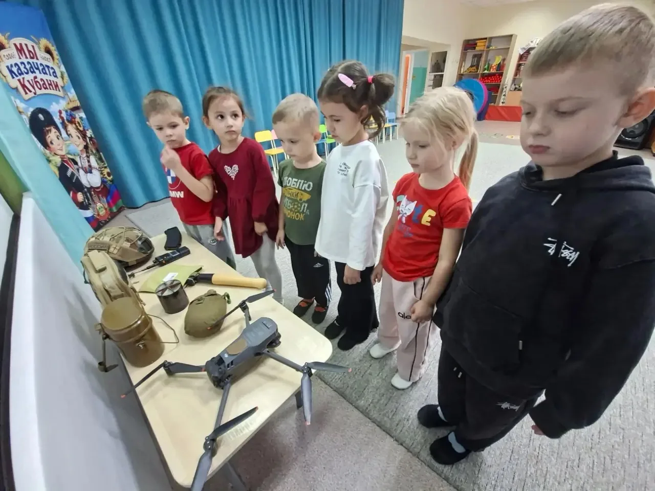История единства: в нашем детском саду открылась выездная выставка 🇷🇺