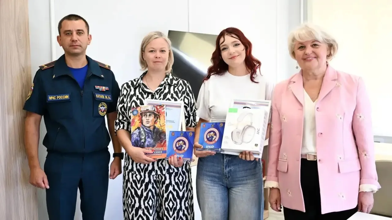 Лето продолжает радовать нас яркими победами талантливых ребят и неустанных педагогов.О...