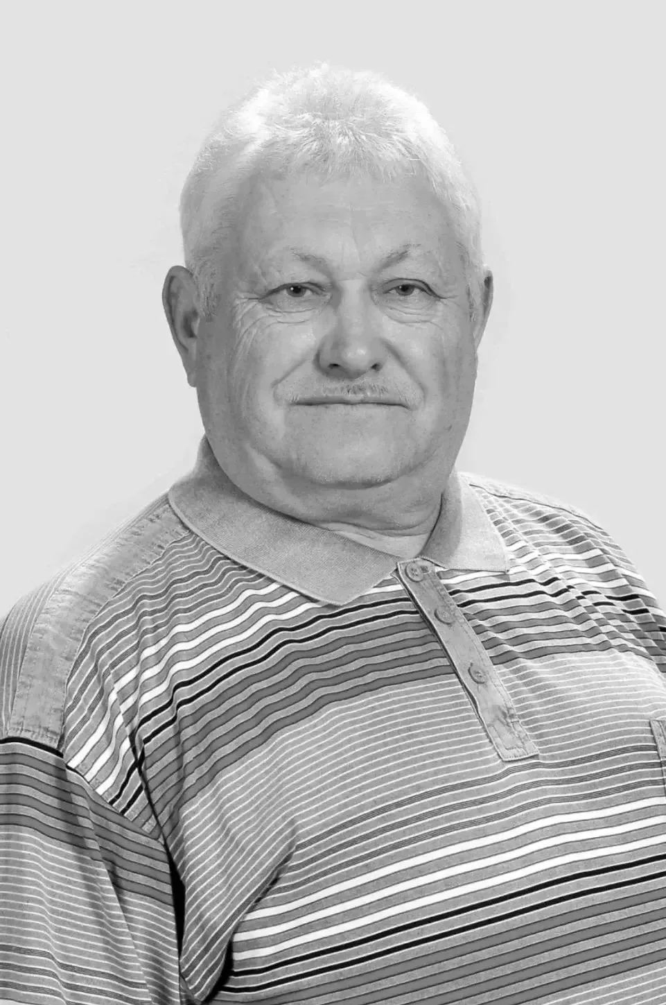 Ушел из жизни учитель технологии школы 3 Александр Михайлович Аверьянов.