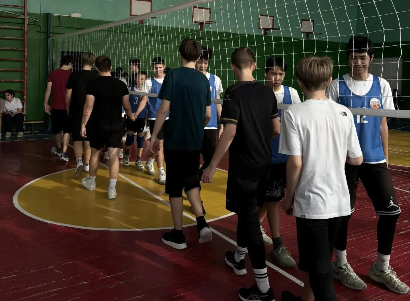 Спортивные достижения гимназии  Поздравляем спортивную  команду  юношей с победой в районном этапе с