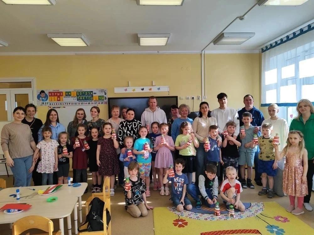 В подготовительной группе "Бабочка" прошел мастер-класс, на котором дети вместе с родит...