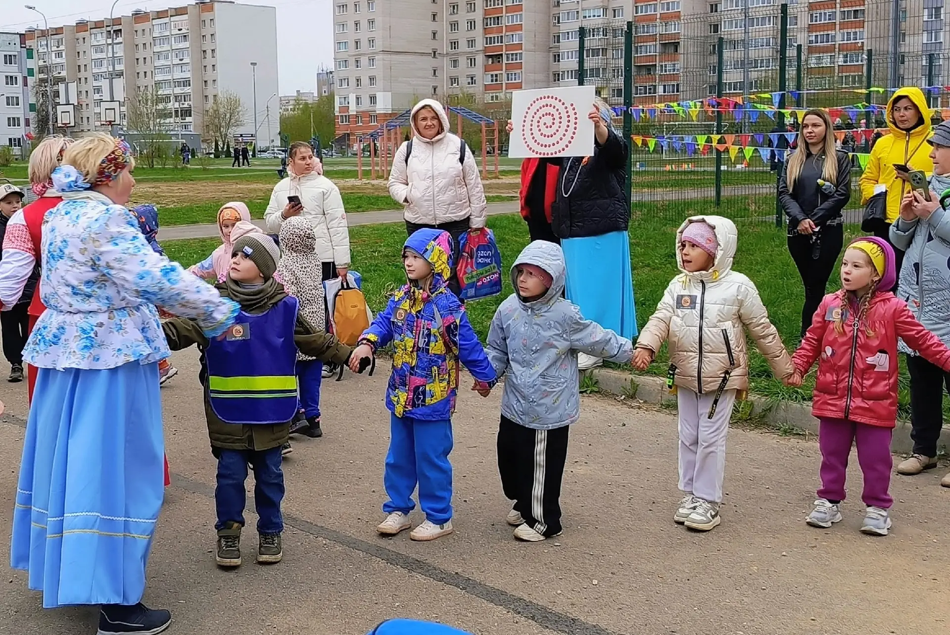 #Школа22 #ТакойДень  🇷🇺В год единства народов России, в преддверии объединяющего всех праздника Дня 