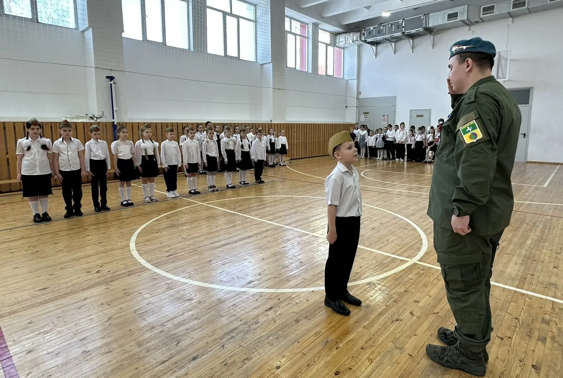 Публикуем фото о первых днях Школьного этапа Всероссийской военно-патриотической игры «Зарница 2.0»,