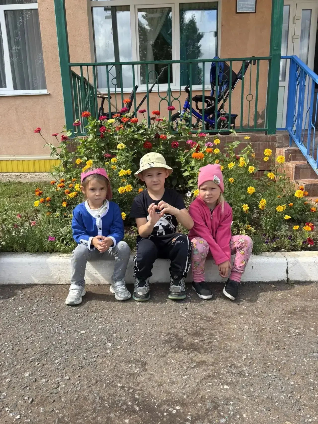 В дошкольной группе прошла тематическая неделя "Цветы" 🌸🏵🌹🥀🌺🌼