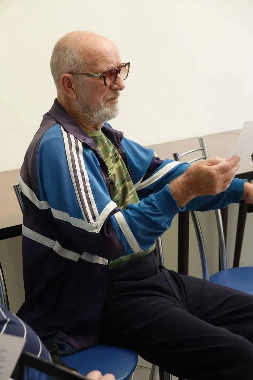 🕊️Ученики лицея №1 подарили тепло пациентам Славянской ЦРБ.   11 апреля в стенах больницы выступили 