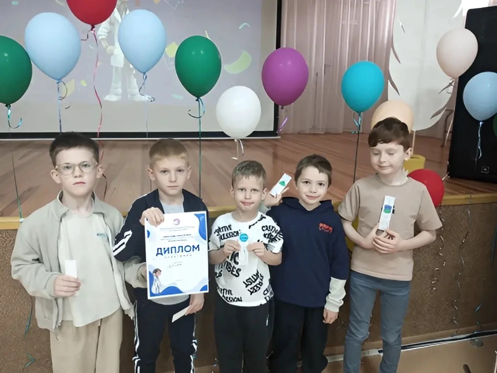 ✅В школе начал работать летний школьный лагерь дневного пребывания «СемьЯ»!

📍Это большая радость и