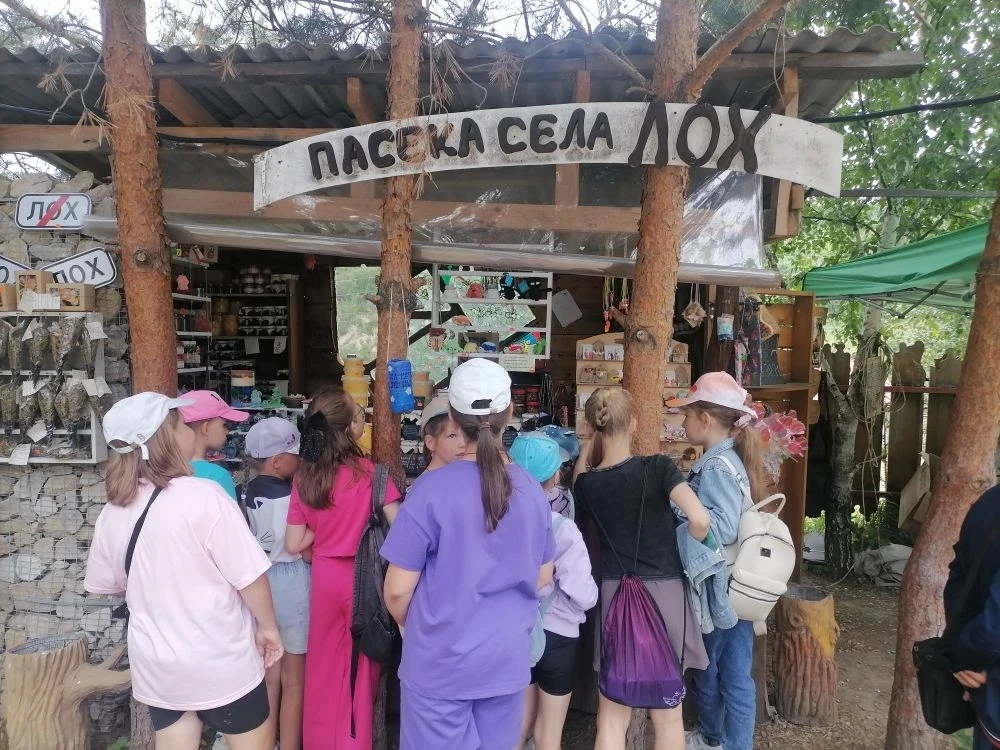Сегодняшний  одиннадцатый день в нашем пришкольном лагере был наполнен энергией, ожиданием  ярких вп