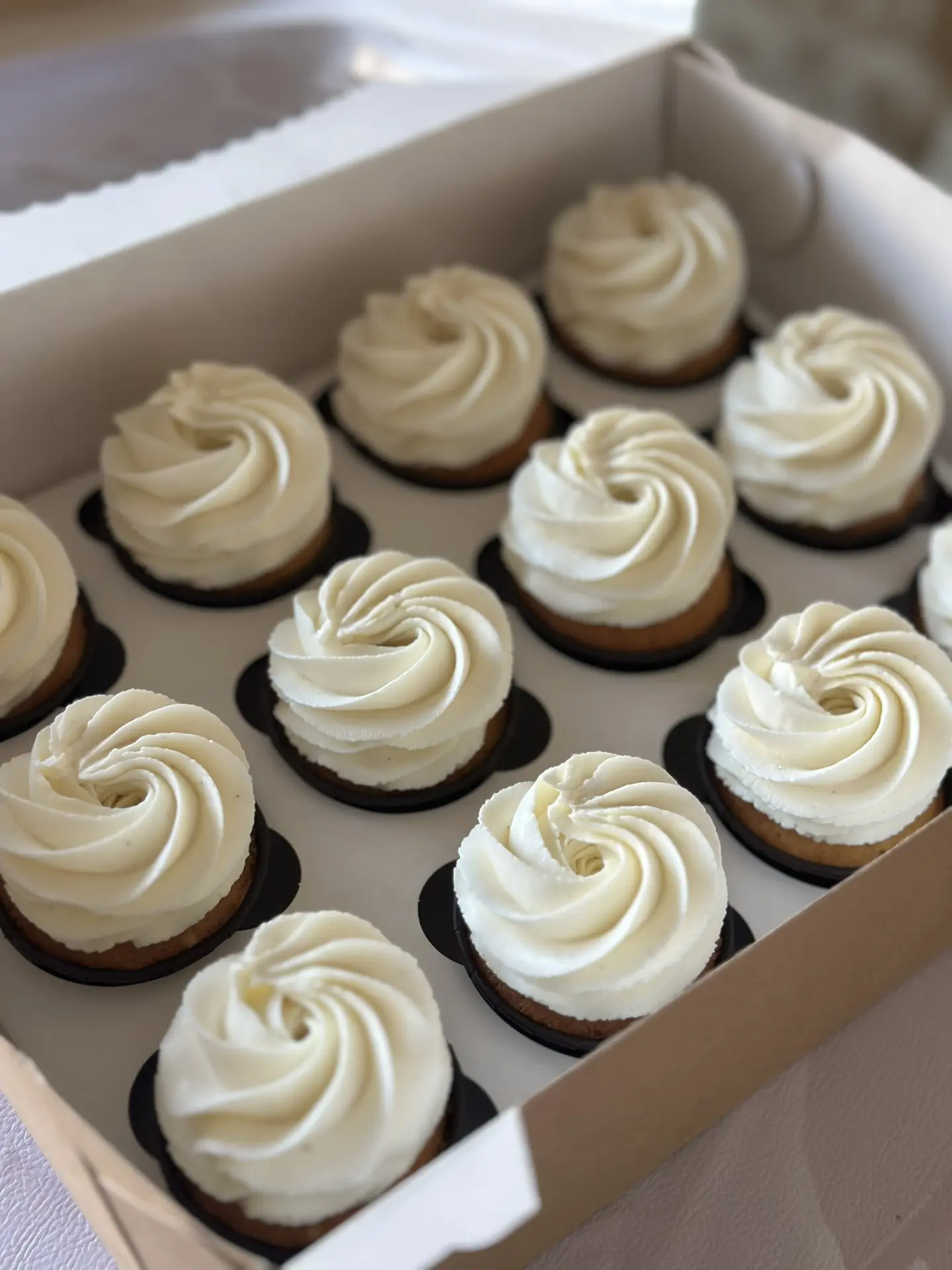 Кому видеоуроки по капкейкам!?!?! 🔥🔥🔥🧁🧁🧁