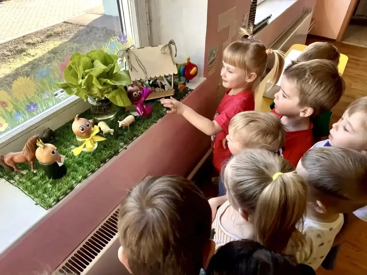 ЧУДО-ОГОРОД 🌱  Кажется, только вчера мы играли в снежки ❄️, а сегодня солнышко🌞 уже вовсю заглядывае