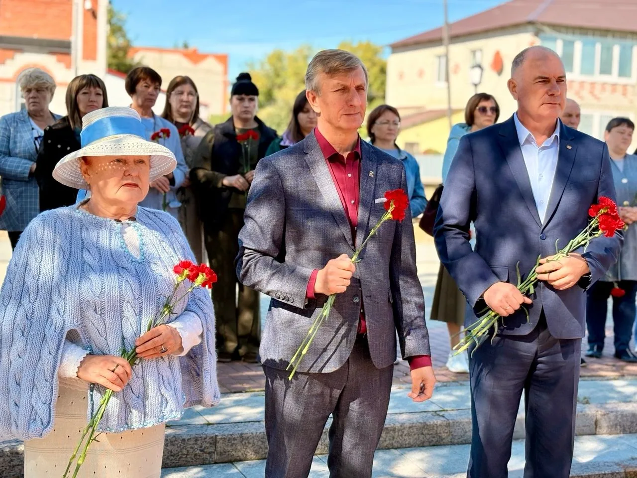 Сегодня у Обелиска состоялся митинг посвященный Дню окончания Второй мировой войны.
