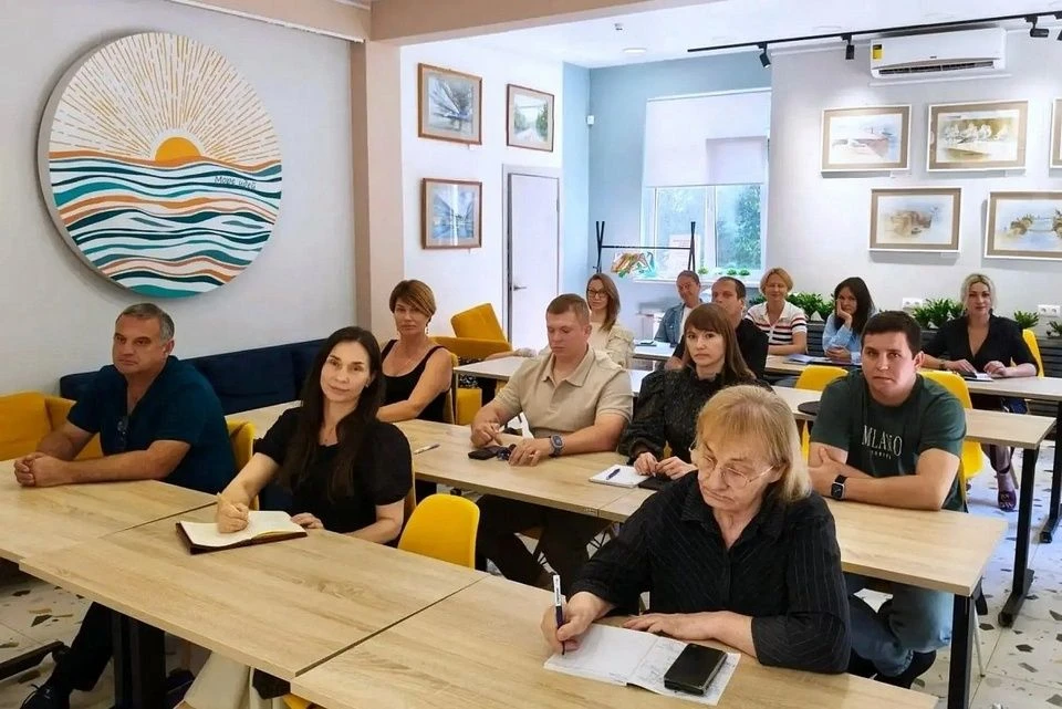 «СВОи в бизнесе»
 
В Сочи стартовал первый обучающий курс «СВОи в бизнесе» для участников специально