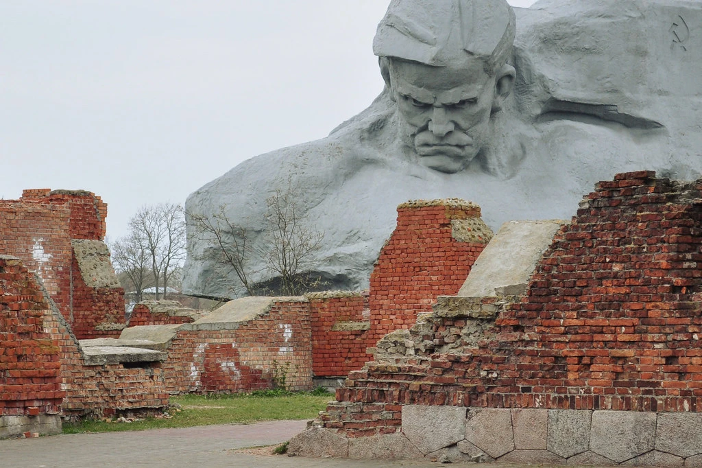 📚 И СНОВА ГОВОРИЛИ О ВОЙНЕ