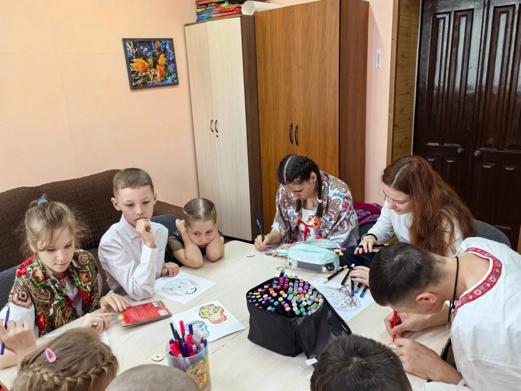 Мероприятие «Матрёшка — символ Года» в Лискинском социальном приюте для детей и подрост...