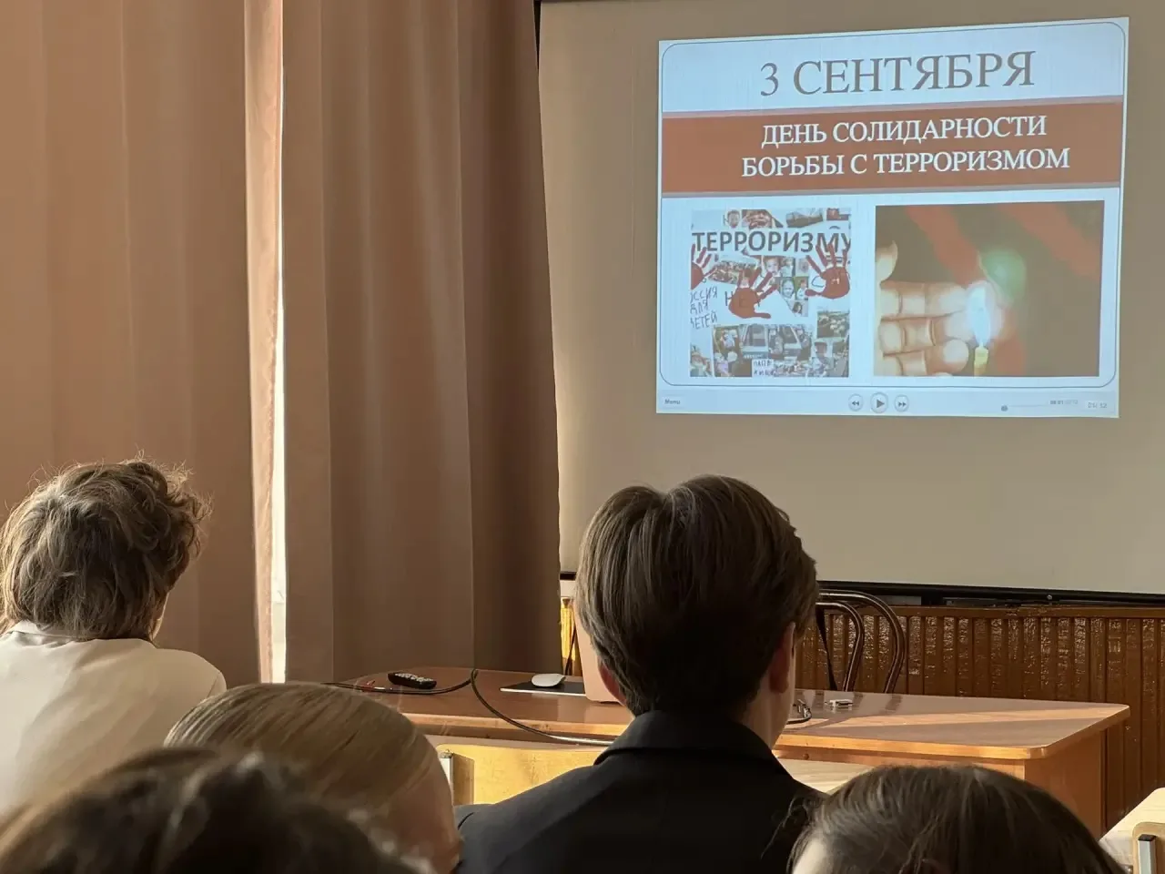 В Благовещенской СОШ №2 прошли мероприятия ко Дню солидарности в борьбе с терроризмом.