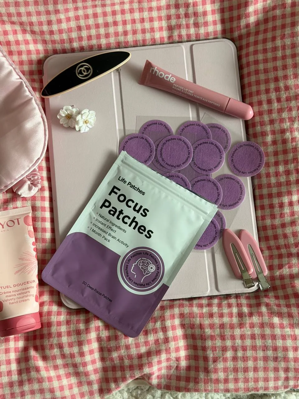 Focus morning📚

—Вот уже две недели пользуюсь Life Patches, и могу поделиться своими наблюдениями


