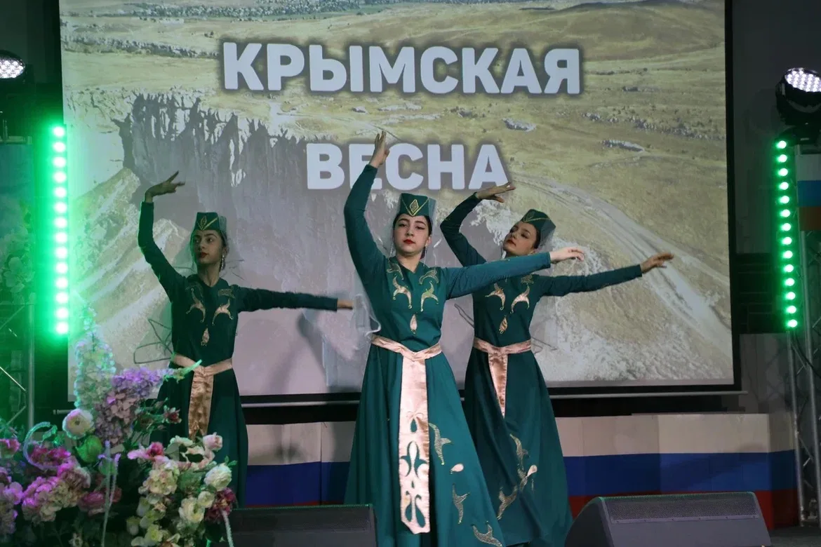 12 лет «Крымской весне». Полуостров, как говорят сейчас, вернулся в «родную гавань». Более точного о