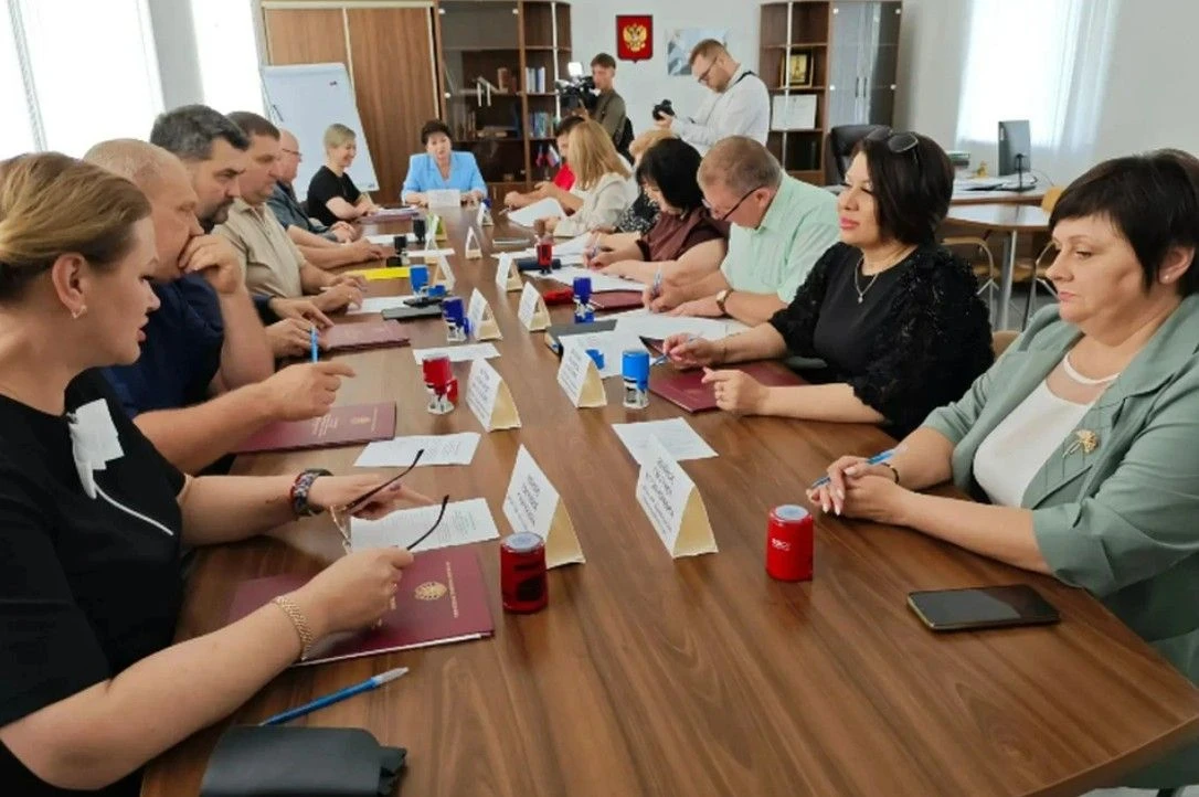 В ЛНР готовят стройотряд будущего: 100 миллионов на обучение новых кадров

❗️👍❗️ В республике появи