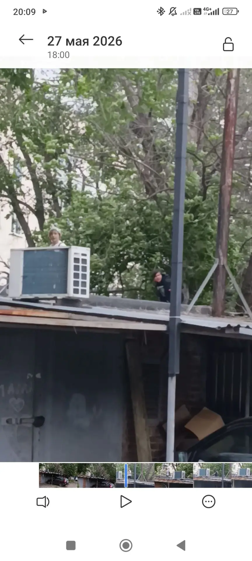 Уважаемые родители, объясните вашим деткам, что не нужно лазить по гаражам. Помним прош...