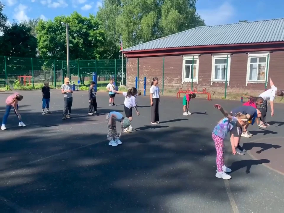 Сегодня, 4 июня, был еще один насыщенный и интересный день в нашем пришкольном лагере!