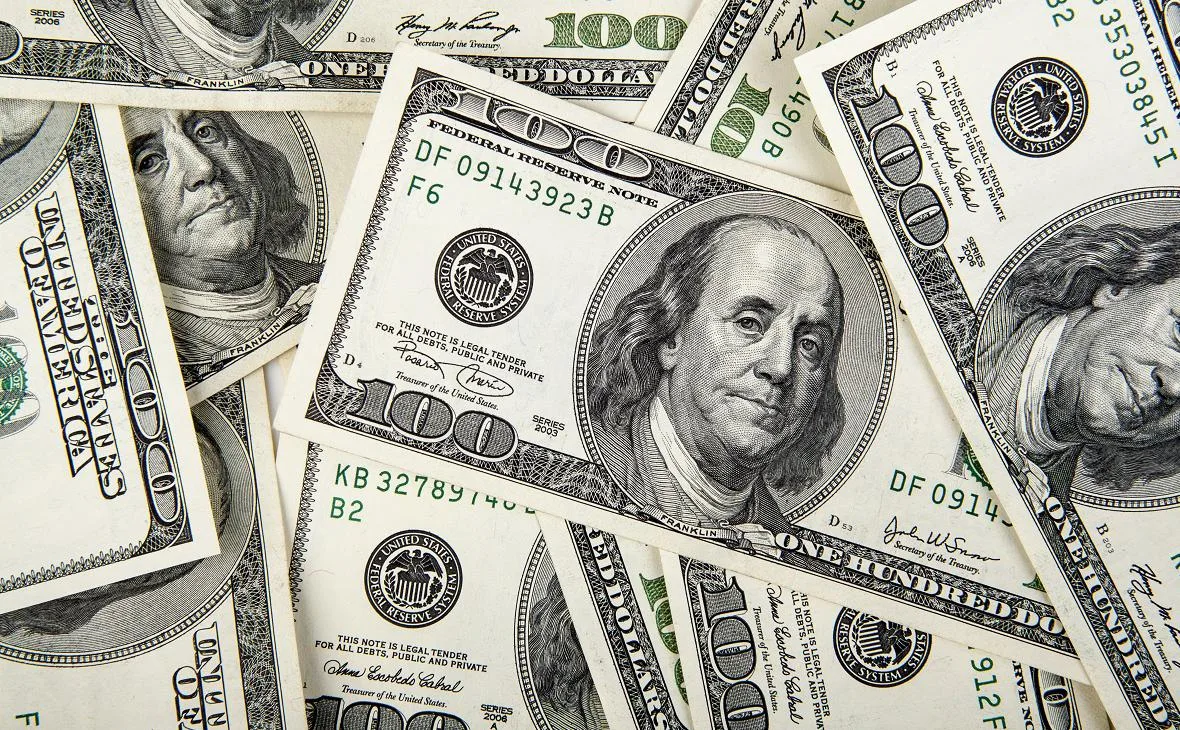 💰 Доллар выше 80 рублей

Впервые за 4 месяца курс превысил ₽80 на Форексе. Ослабление рубля аналити
