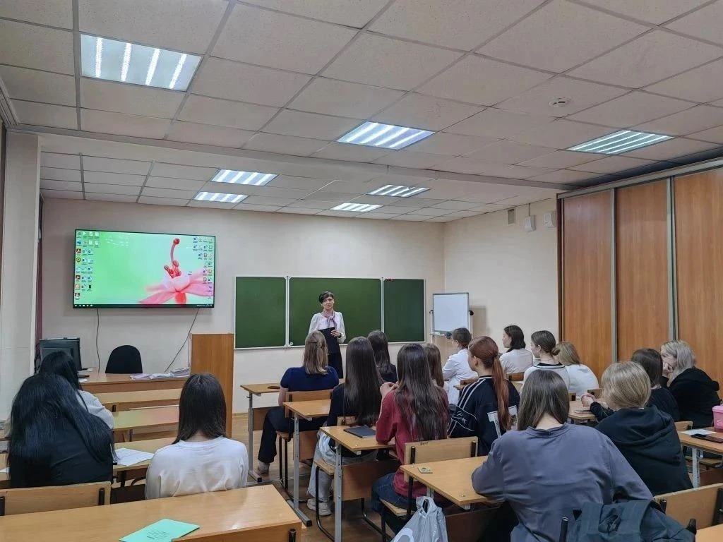 💼 Профориентационное мероприятие: «Резюме без опыта — как запустить успешную карьеру»
Студенты груп