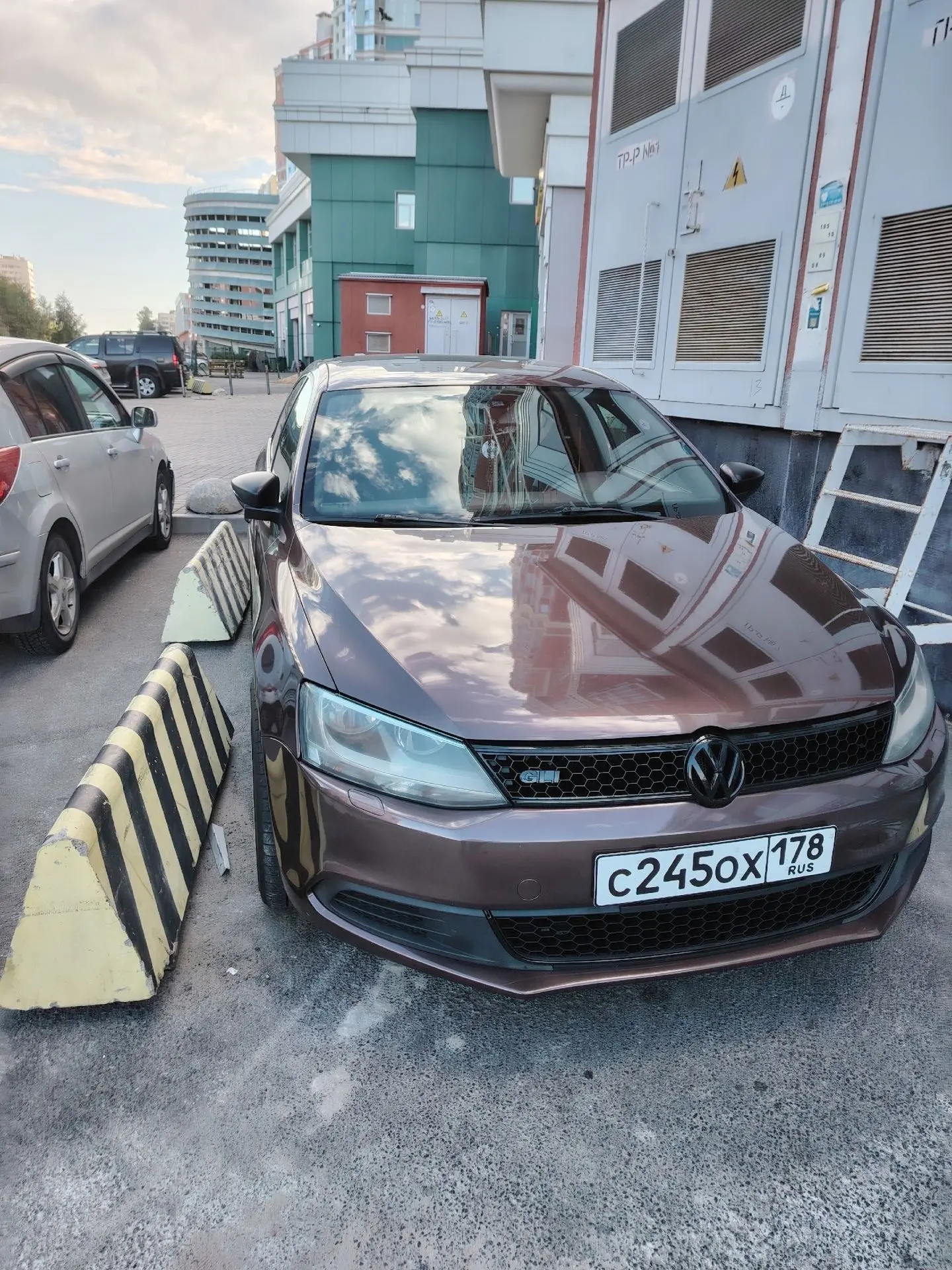 🚗 Сегодня один автомобилист умудрился собрать столько недобрых пожеланий, что хватит на целую жизнь