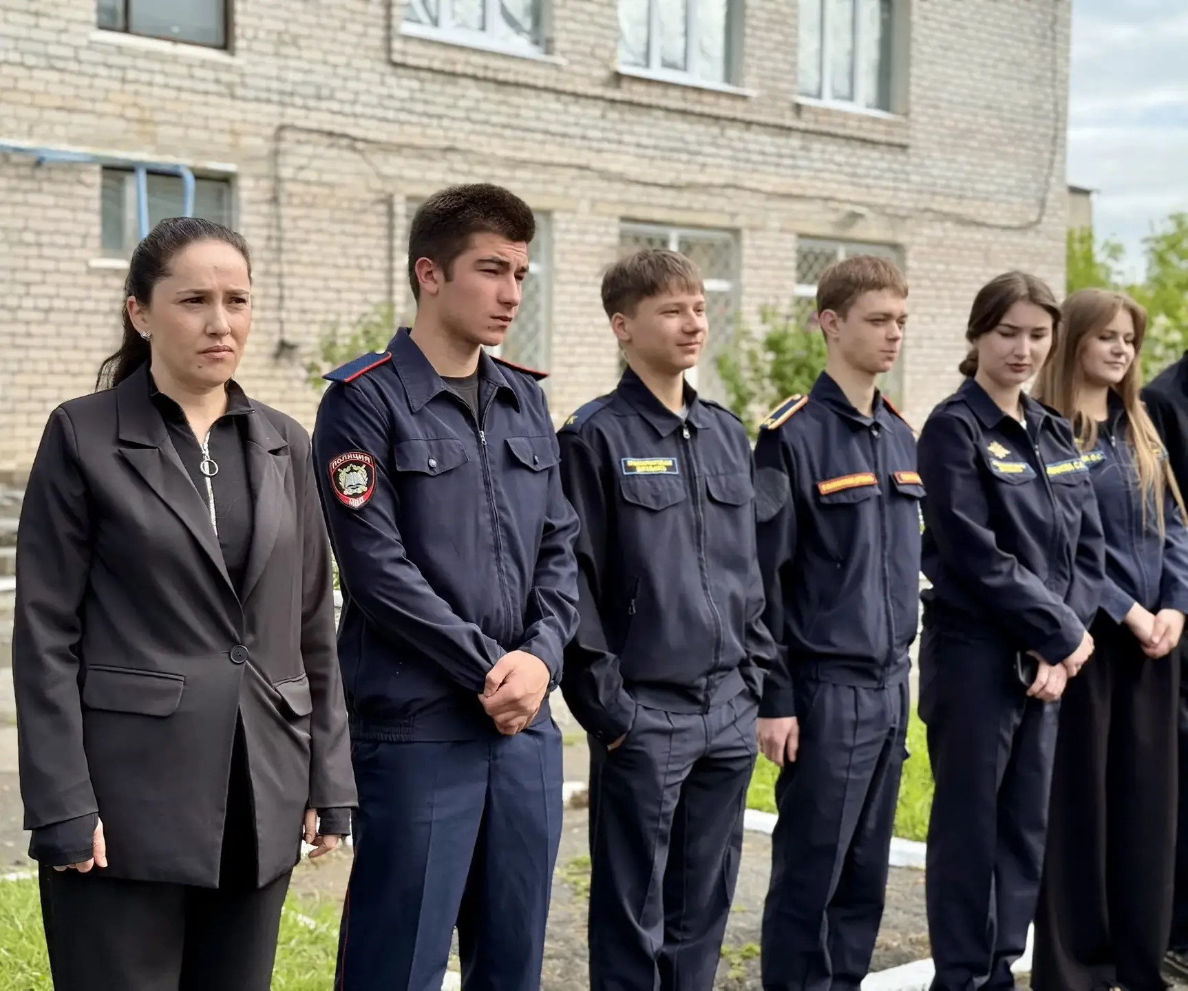 🔔Линейка в честь начала последней недели мая прошла 25.05.2026 г. в Медногорском филиале КЧР ГБПОО М