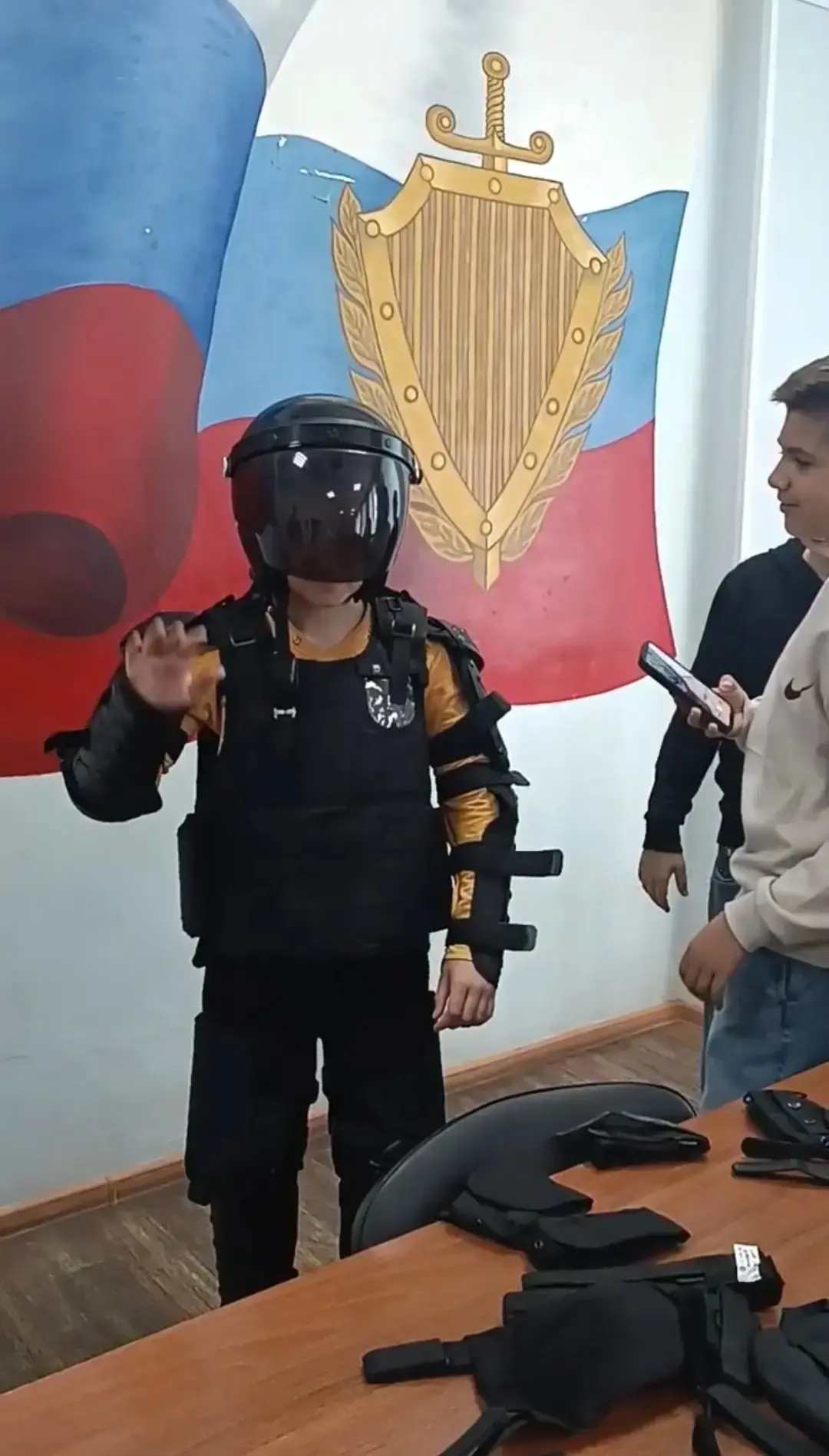 📸 Пятиклассники — в гостях у истории правопорядка 👮‍♂️  Учащиеся 5 «В» класса побывали в Музее истор