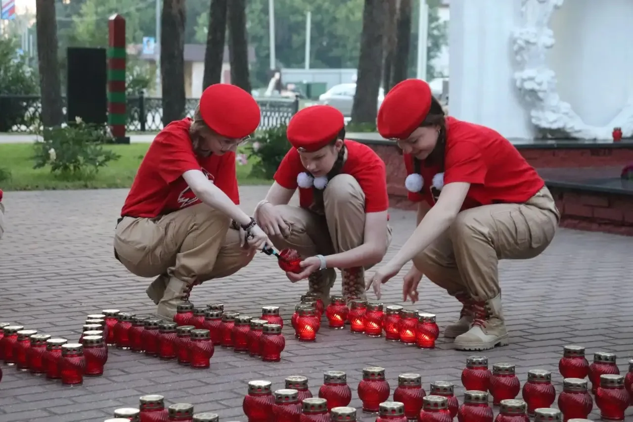 22 июня — это день, когда вся наша страна замирает в скорбном молчании, вспоминая о тех, кто принял 