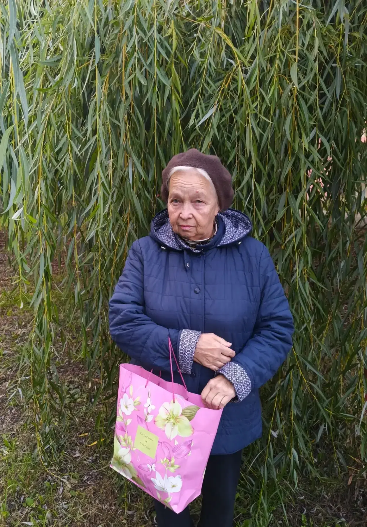 Доброй традицией для нашей школы является поздравление учителей-ветеранов педагогическо...